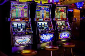 Pengguna Indonesia memainkan Slot Online tube8 dari ponsel Android dengan tampilan yang responsif dan nyaman